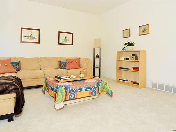 5th image of 12 Spice Mill Blvd