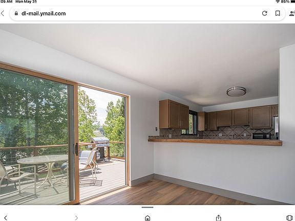 4th image of 795 Conifer Cir