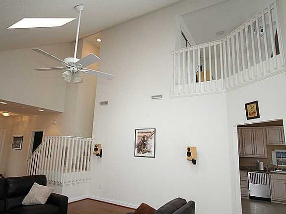 5th image of 2241 Cape Arbor Dr