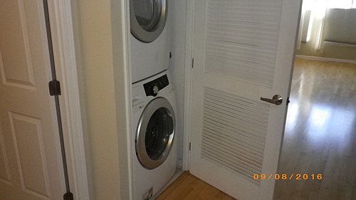 4th image of 140 S Van Ness Ave Unit 1037