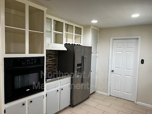 3rd image of 7305 Lola Dr