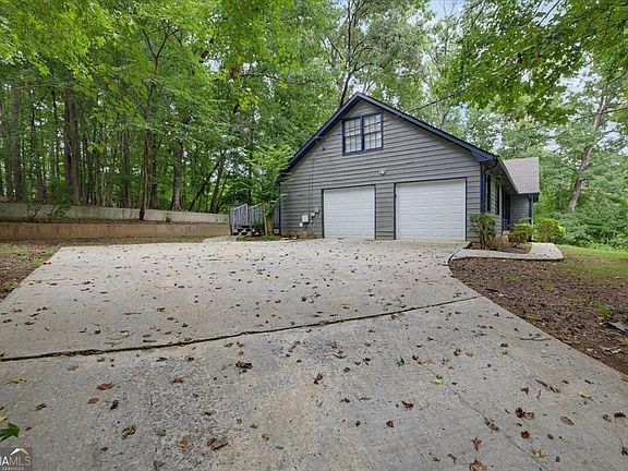 5th image of 4315 Watauga Dr
