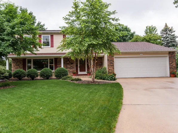 2005 14th St NE, Rochester, MN 55906