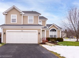 376 Talismon Dr, Crystal Lake, IL 60012