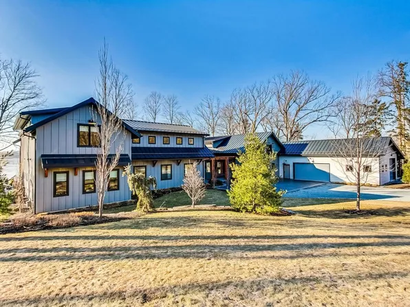 27452 Silver Lake ROAD, Salem, WI 53168