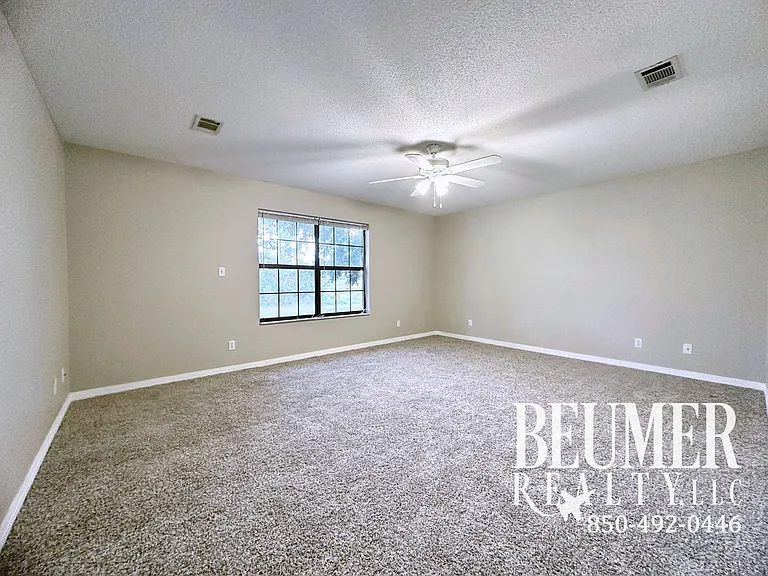 5027 Shoshone Dr — Photo 8
