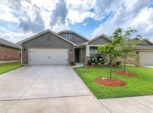 2928 Trailwood Dr, Norman, OK 73069
