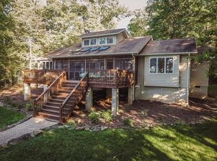 65 Weanock Ln, Ebony, VA 23845