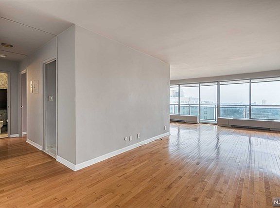 3rd image of 2077 Center Ave APT 17B