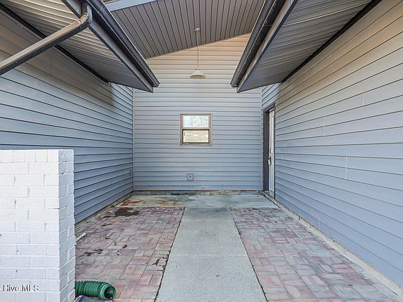 5th image of 3001 Oakwood Drive