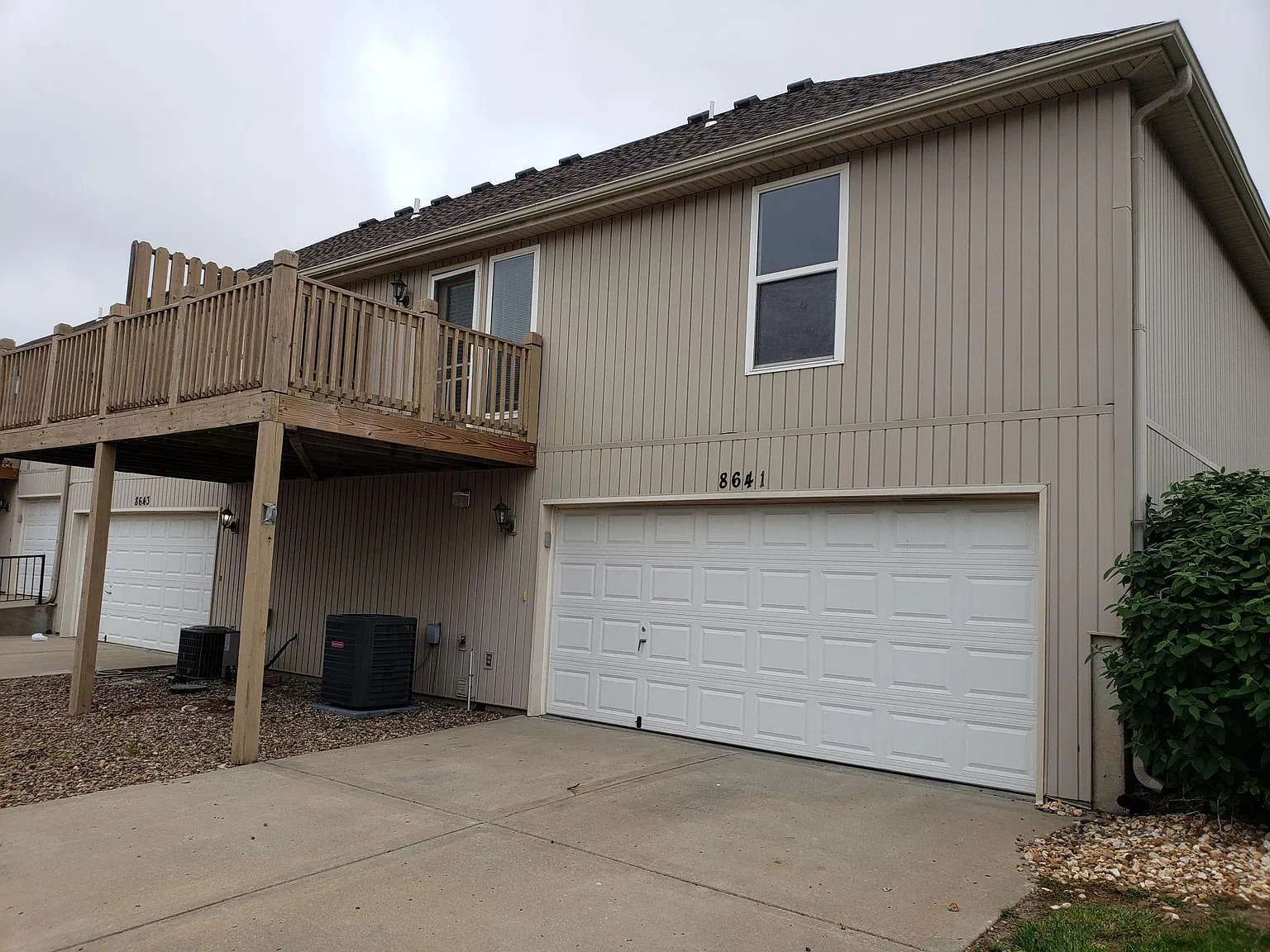 3 bed, 1400 sqft, $1,695 — Photo 3