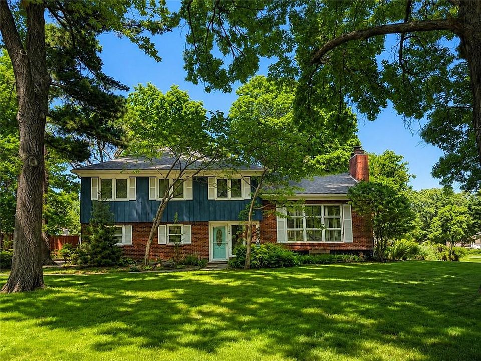 1st image of 6324 Robin Hood Dr