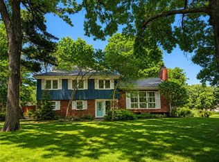 6324 Robin Hood Dr, Merriam, KS 66203