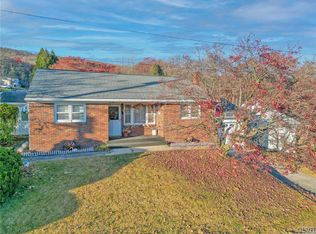 405 W Elm St, Tamaqua, PA 18252