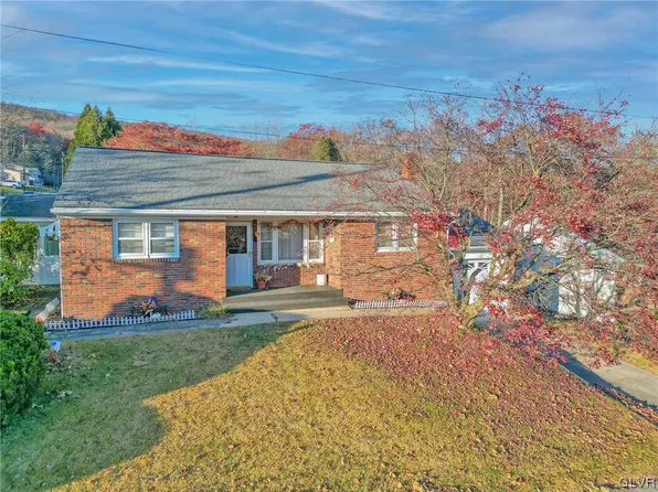 405 W Elm St, Tamaqua, PA 18252