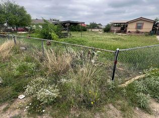 206 Burge Dr, Del Rio, TX 78840