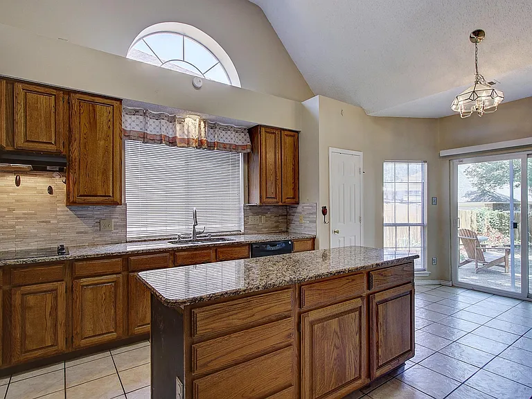 3632 Campstone Dr — Photo 10