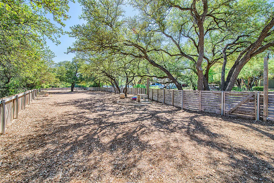 MAA Western Oaks — Photo 4