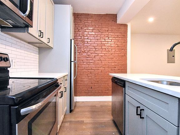 3rd image of 504 W 159th St APT 1C