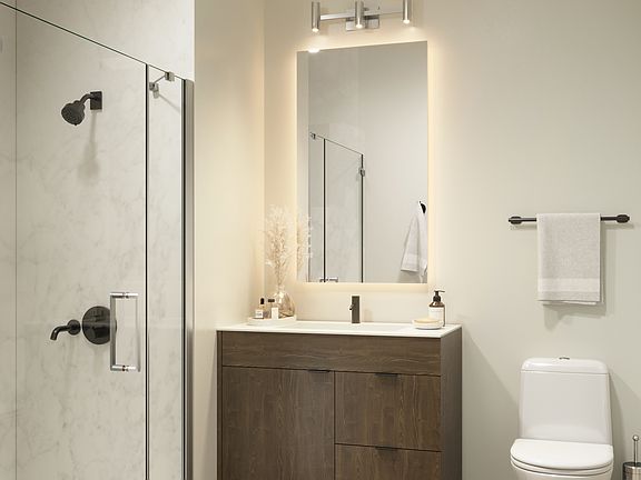 5th image of 919 W Belmont Ave #202