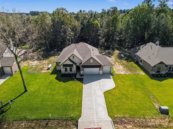 4524 Road 66112, Dayton, TX 77535