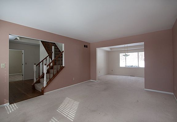 4th image of 7924 Lancelot Dr