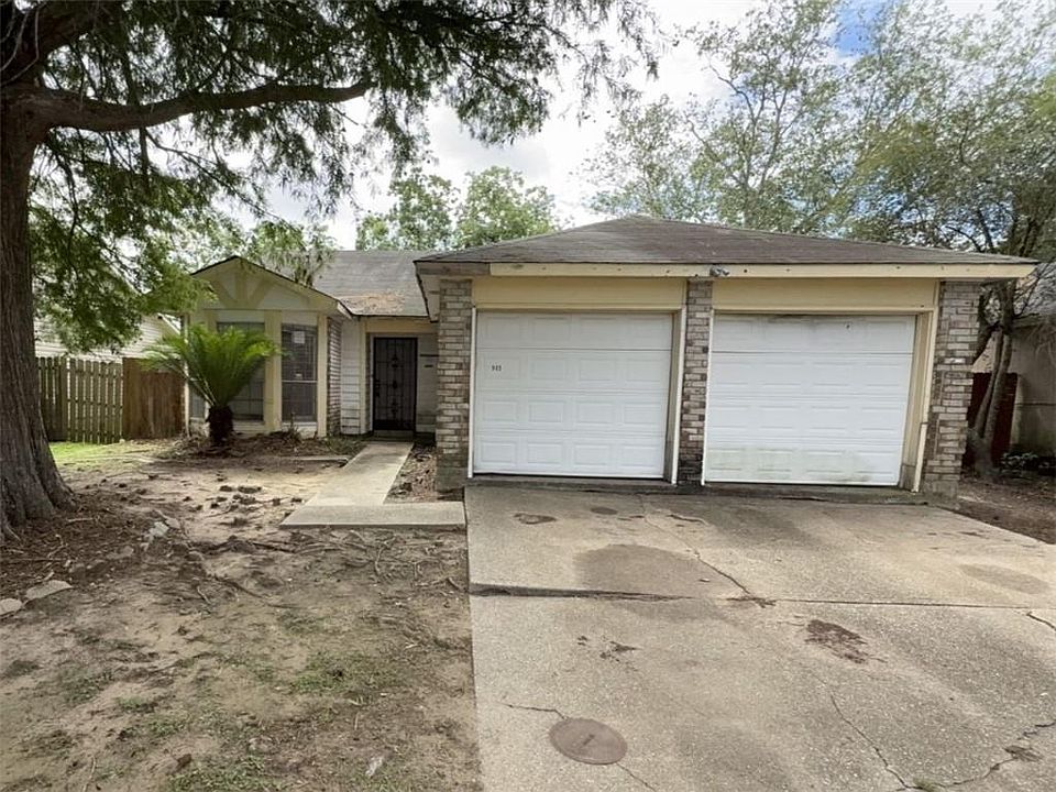 1st image of 949 Kingsway Dr E