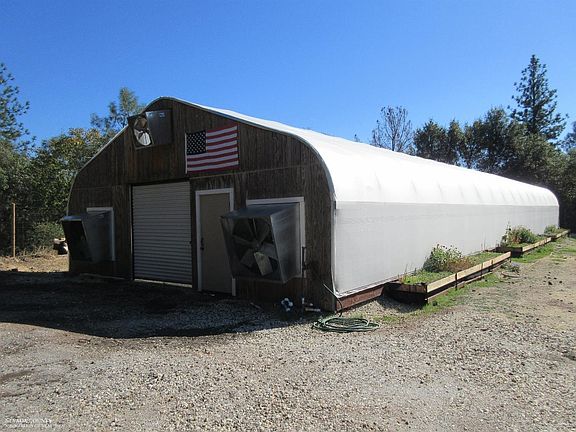 2nd image of 22457 Jennifer Dr