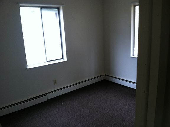 5th image of 149 N Seiberling St