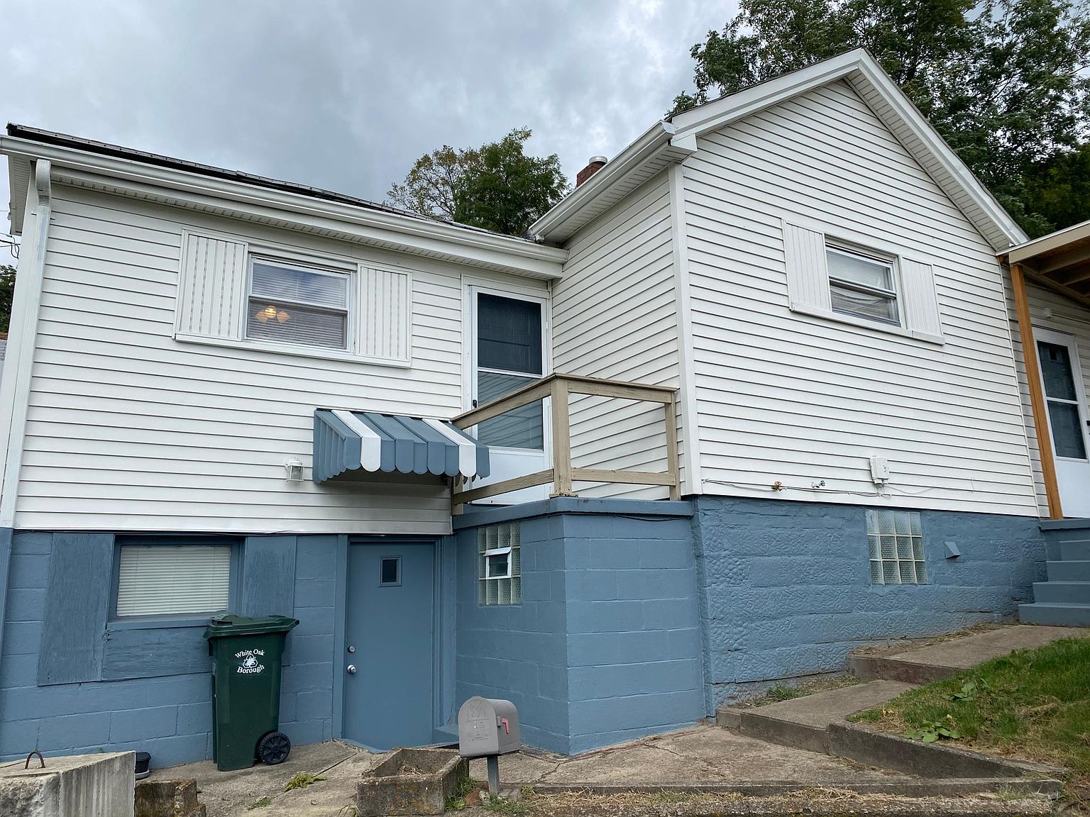 811 Maple Dr, White Oak, PA 15131 Zillow