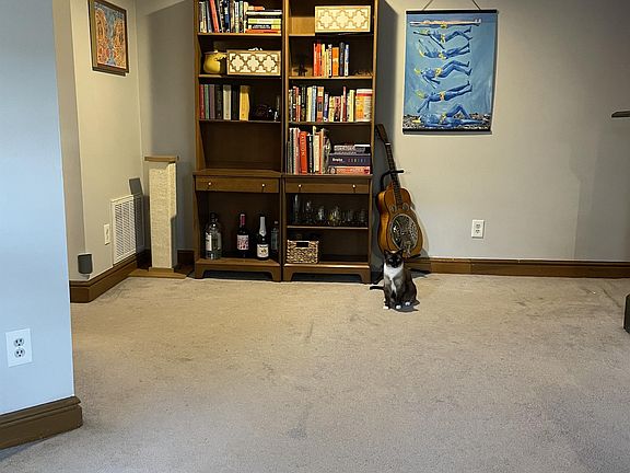 3rd image of 1110 Sheffield St #302