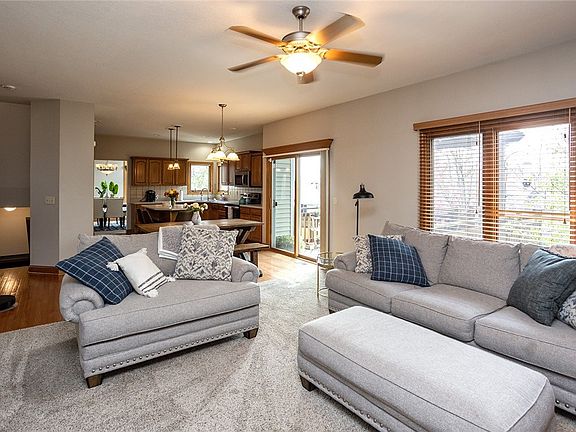5th image of 7084 Lynwood Ct
