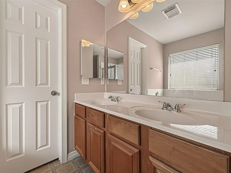 25202 Clover Ranch Dr — Photo 18