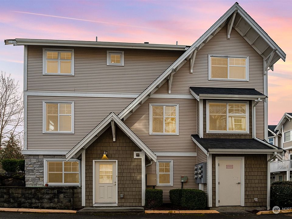 1st image of 16420 NE 91st Street #101