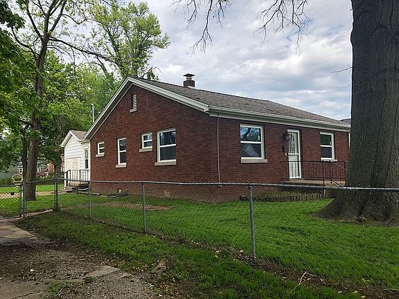 3rd image of 1012 Bayard Park Dr