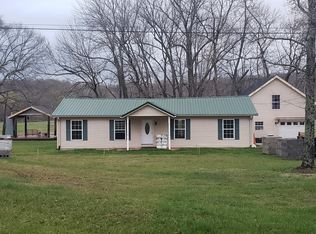 595 Aplin Branch Rd, Cottontown, TN 37048