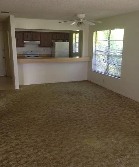 4200 David Dr — Photo 2