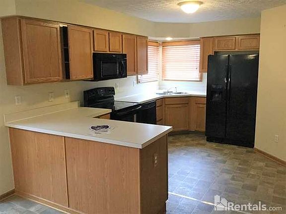 5th image of 8961 Coral Canyon Cir