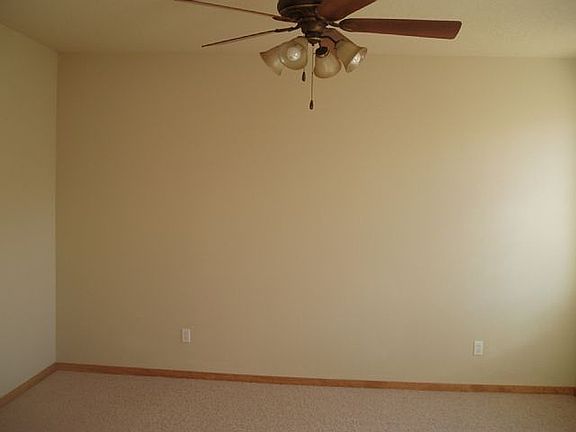 3rd image of 9031 Vistas Dr NE