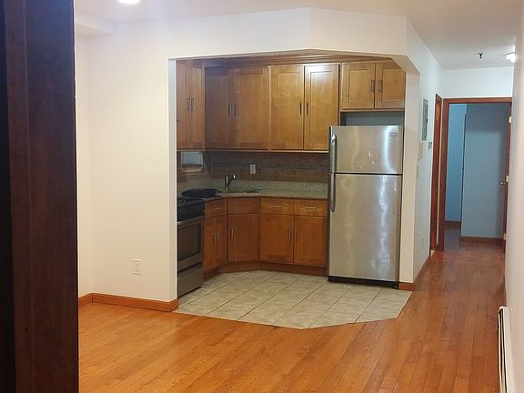 3rd image of 6020 43rd Avenue # Fl 1