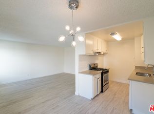 7548 Hampton Ave APT 104, West Hollywood, CA 90046