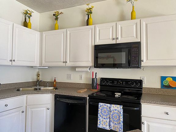 3rd image of 278 W Saginaw St APT 202