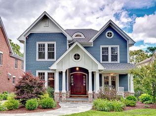 408 Colfax Ave, Clarendon Hills, IL 60514