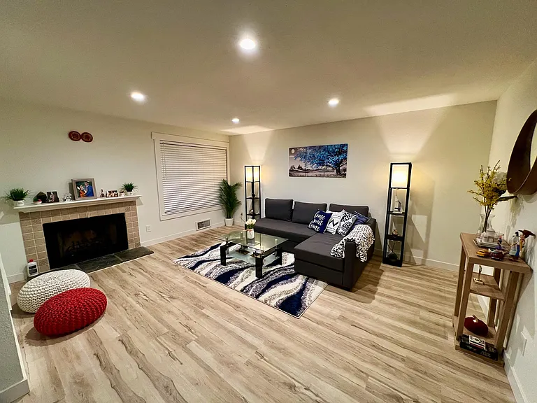 14609 NE 45th St #E7 — Photo 1
