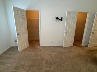 1425 Millbrook Dr, Algonquin, IL 60102