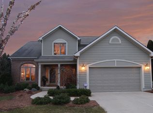 6543 Periwinkle Ln, East Lansing, MI
