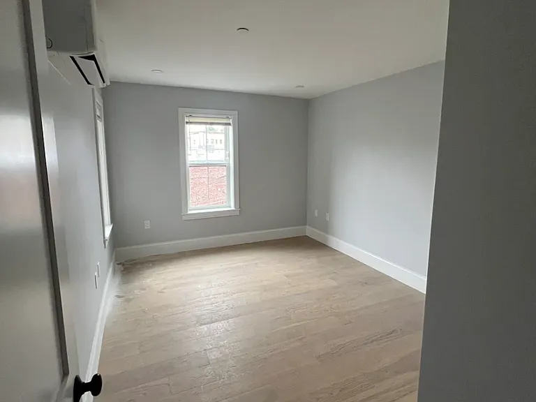 425 Market St #406 — Photo 9