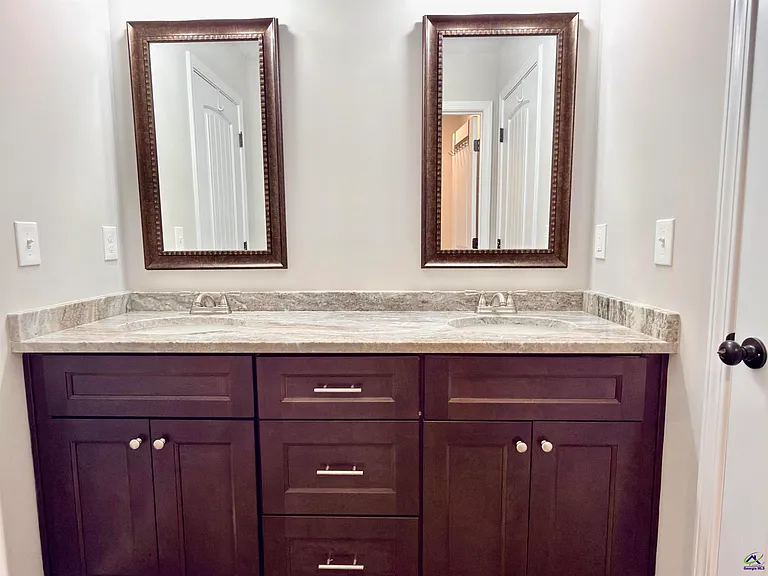 212 Beau Claire Cir — Photo 29