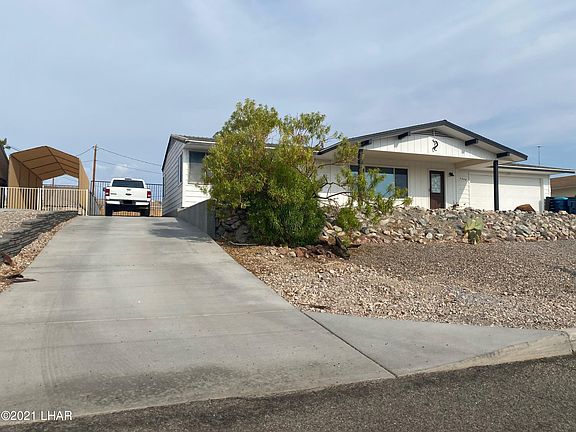 3rd image of 2660 Diablo Dr