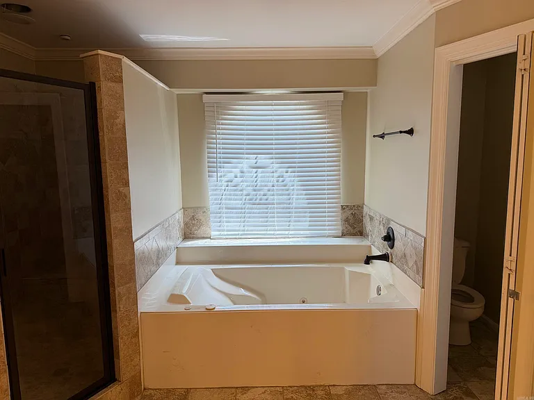 4 Bordeaux Ct — Photo 15